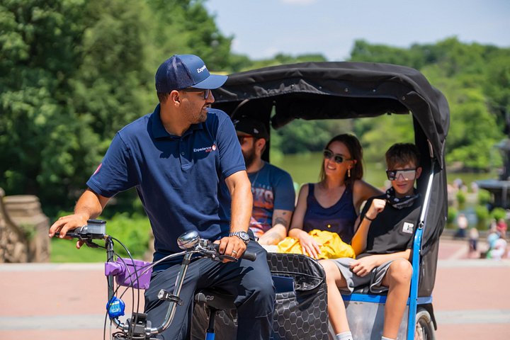 Pedicab tour through New York's Central Park, visiting famous landmarks and photo spots, photo 8 | wizardtrip