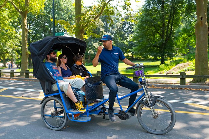 Pedicab tour through New York's Central Park, visiting famous landmarks and photo spots, photo 10 | wizardtrip