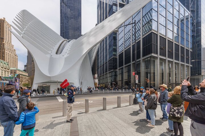 ニューヨーク市の最も有名なランドマークと地区を紹介する、包括的な半日バスツアー、写真23 | wizardtrip