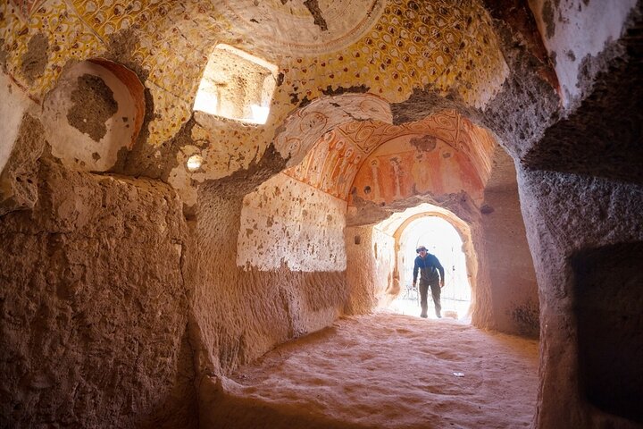 Experience a 2-day all-inclusive tour of Cappadocia from Istanbul, featuring unique landscapes and optional balloon flights, photo 7 | wizardtrip