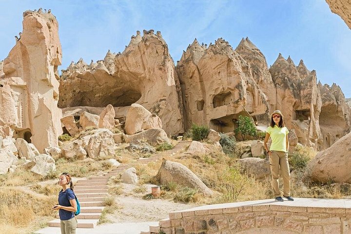 Experience a 2-day all-inclusive tour of Cappadocia from Istanbul, featuring unique landscapes and optional balloon flights, photo 9 | wizardtrip