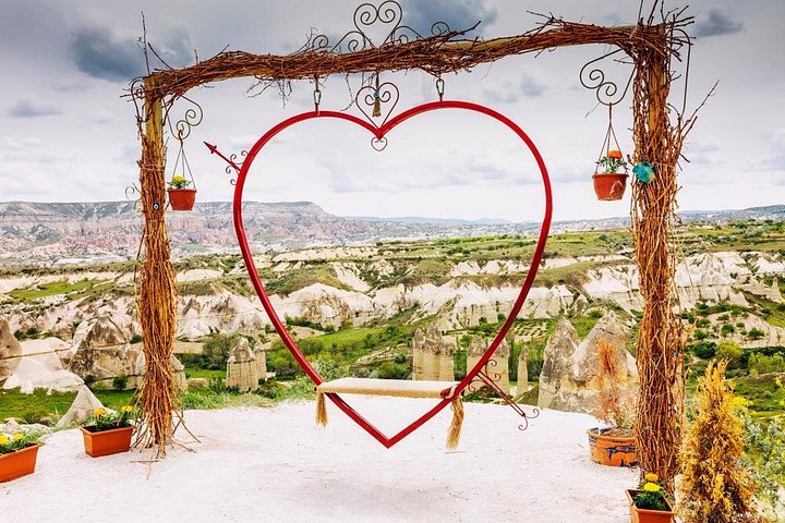 Experience a 2-day all-inclusive tour of Cappadocia from Istanbul, featuring unique landscapes and optional balloon flights, photo 17 | wizardtrip