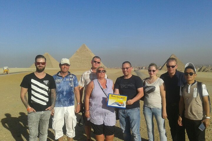 Heldagstur fra Sharm El Sheikh til Cairo med pyramider, sfinks og museer, foto 10 | wizardtrip