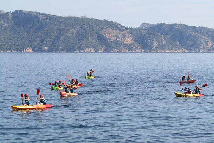Multi-Abenteuer-Tour auf Mallorca: Kajakfahren, Erkundung von Meereshöhlen, Klippenspringen und Schnorcheln, Foto 6 | wizardtrip
