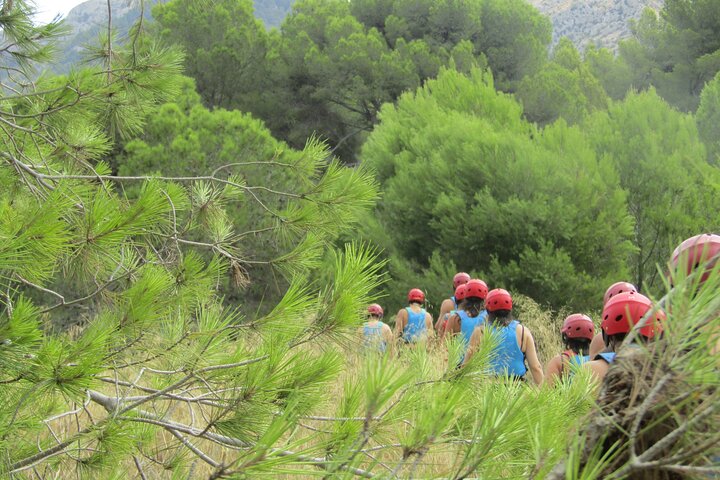 Multi-Abenteuer-Tour auf Mallorca: Kajakfahren, Erkundung von Meereshöhlen, Klippenspringen und Schnorcheln, Foto 11 | wizardtrip