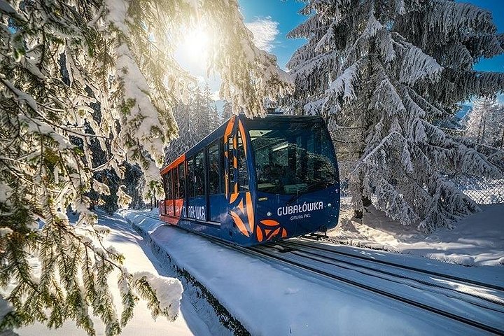 Tour panorâmico de Zakopane e das Montanhas Tatra a partir de Cracóvia, com teleféricos, aldeias tradicionais e degustação de queijo local, foto 22 | wizardtrip