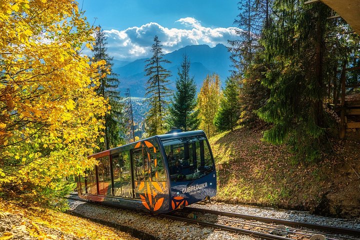 Tour panorâmico de Zakopane e das Montanhas Tatra a partir de Cracóvia, com teleféricos, aldeias tradicionais e degustação de queijo local, foto 23 | wizardtrip