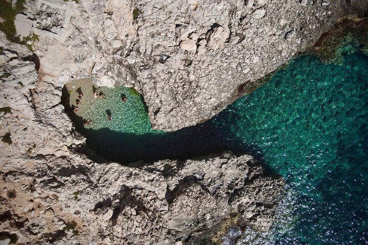 Båttur som utforskar Egadiska öarna Favignana och Levanzo från Trapani, Sicilien, foto 10 | wizardtrip