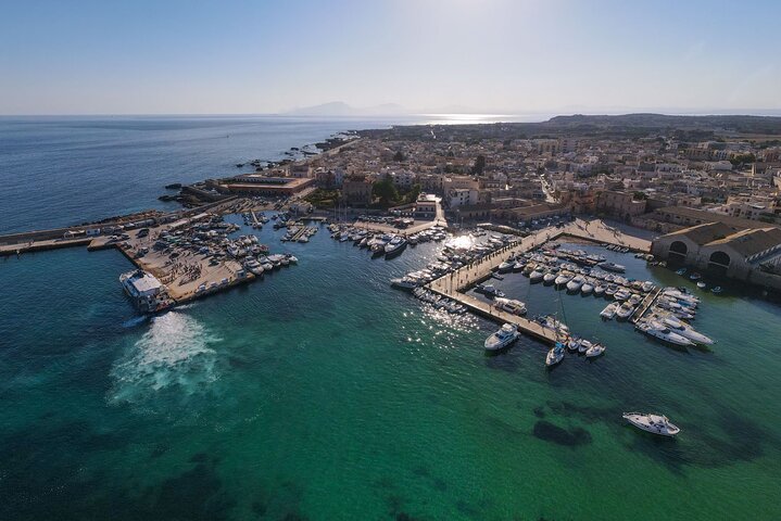 Båttur som utforskar Egadiska öarna Favignana och Levanzo från Trapani, Sicilien, foto 13 | wizardtrip