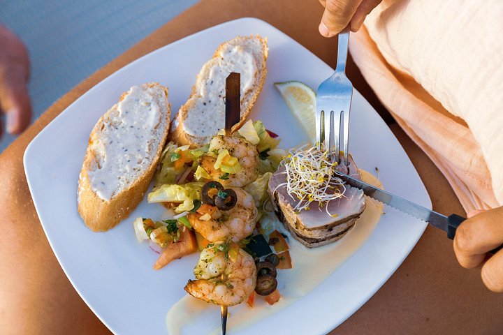 Passeio de catamarã e snorkeling em Bonaire com jantar de churrasco a bordo, foto 7 | wizardtrip