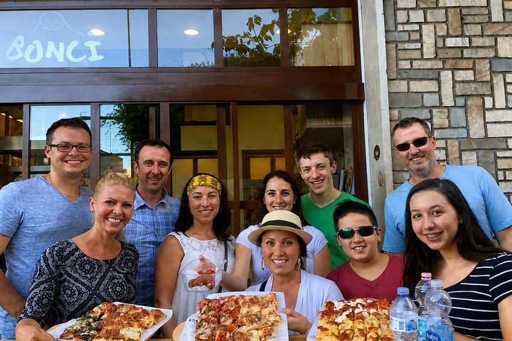 Rome Gourmet Food Tour by the Vatican with Free Flowing Fine Wine | wizardtrip