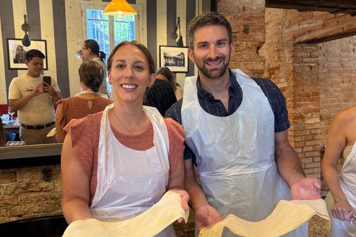 Praktische kookles pasta en tiramisu met wijn in een restaurant in Palermo, foto 17 | wizardtrip