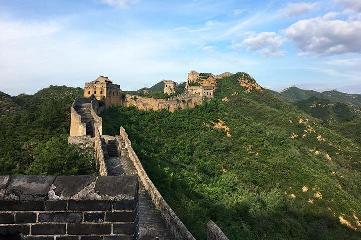 Randonnée sur la Grande Muraille historique de Jinshanling près de Pékin, en Chine, avec des vues imprenables, photo 12 | wizardtrip
