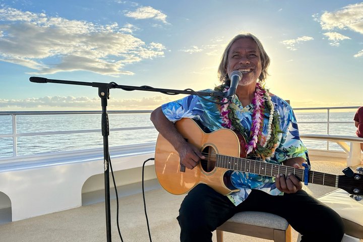 Nyd en solnedgangsmiddagssejlads på Maui med hula-dans og havudsigt, foto 8 | wizardtrip