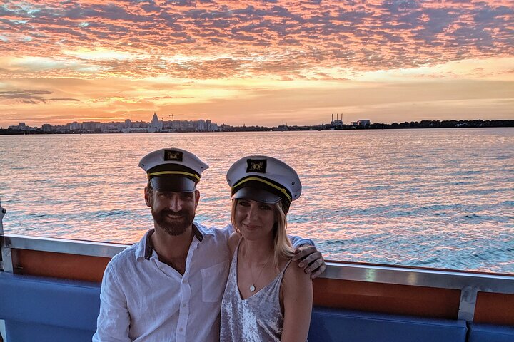 Njut av en kvällskryssning i Fort Lauderdale, se yachter, herrgårdar och stadens silhuett, foto 7 | wizardtrip