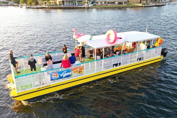 Njut av en kvällskryssning i Fort Lauderdale, se yachter, herrgårdar och stadens silhuett, foto 8 | wizardtrip