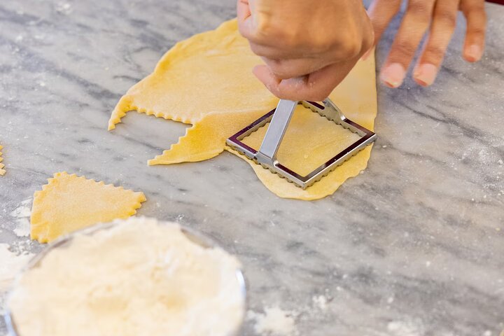 Cours authentique de fabrication de pâtes dans un palais historique de Florence avec dégustation de vins, photo 8 | wizardtrip
