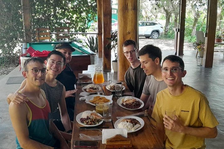 Hands-on farm-to-table cooking class in La Fortuna, Costa Rica, with fresh ingredients and traditional methods, photo 11 | wizardtrip