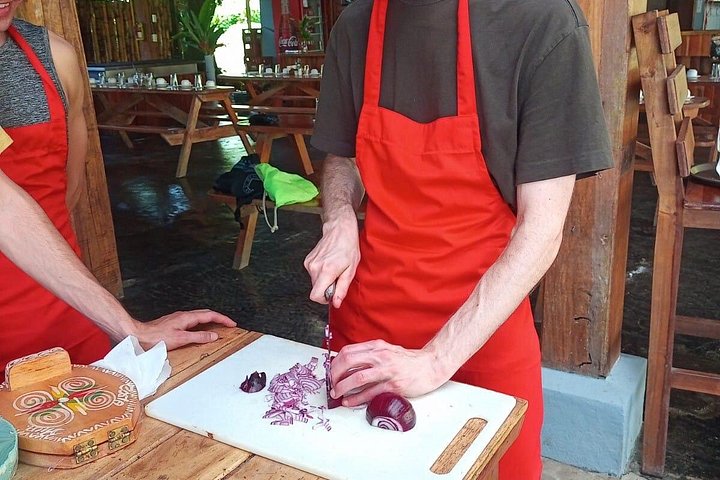 Hands-on farm-to-table cooking class in La Fortuna, Costa Rica, with fresh ingredients and traditional methods, photo 23 | wizardtrip