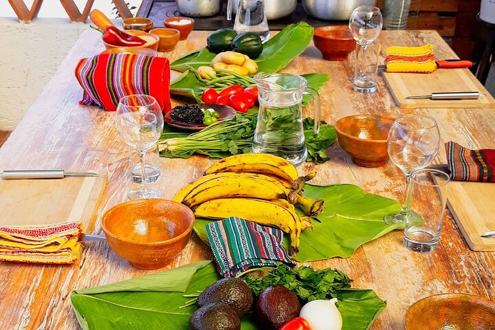 Authentic Guatemalan cooking class experience in Antigua, Guatemala, with volcano views, photo 7 | wizardtrip