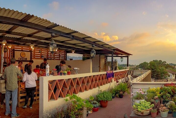 Authentic Guatemalan cooking class experience in Antigua, Guatemala, with volcano views, photo 8 | wizardtrip