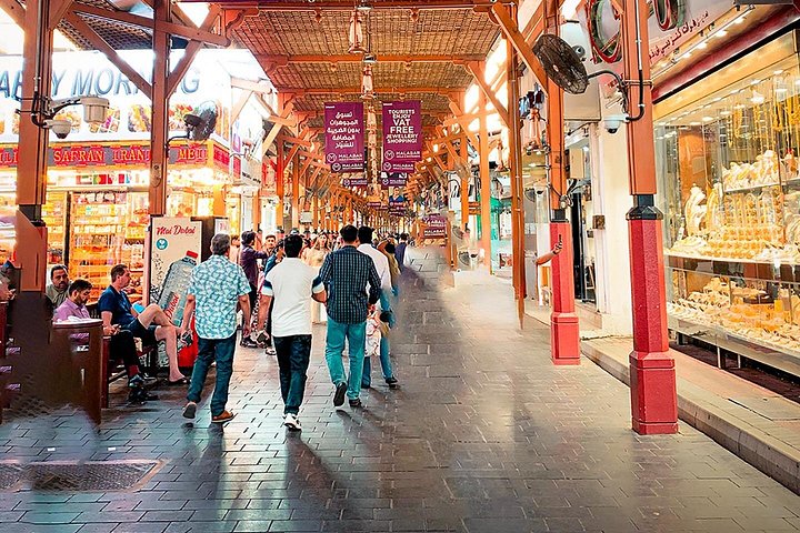 Heldagstur i Dubai från Abu Dhabi, med moderna landmärken och traditionella souker, foto 12 | wizardtrip