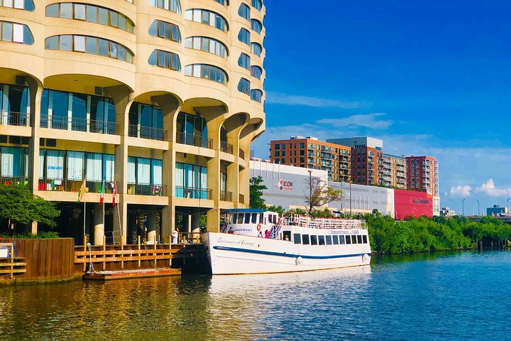 Arkitektur båttur på Chicago River som visar stadens landmärken, foto 9 | wizardtrip