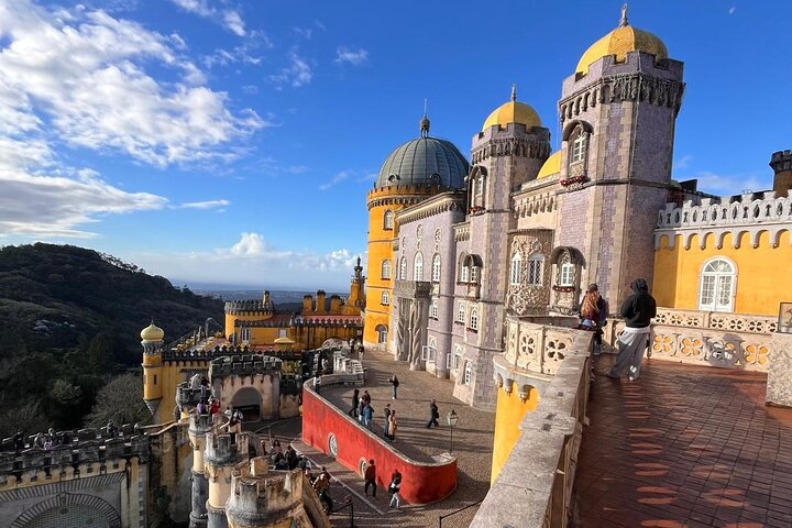 Bestseller Private Tour Sintra-Cascais with Hotel pick up | wizardtrip