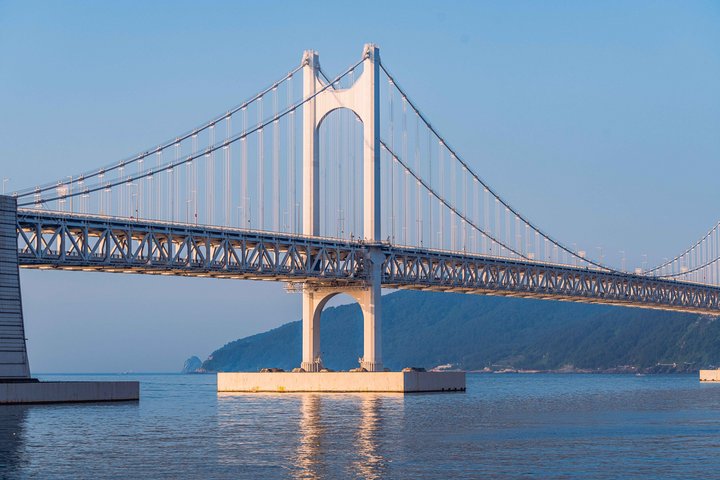 Tour pelos destaques de Busan com paisagens costeiras, vilas culturais e mercados, foto 16 | wizardtrip
