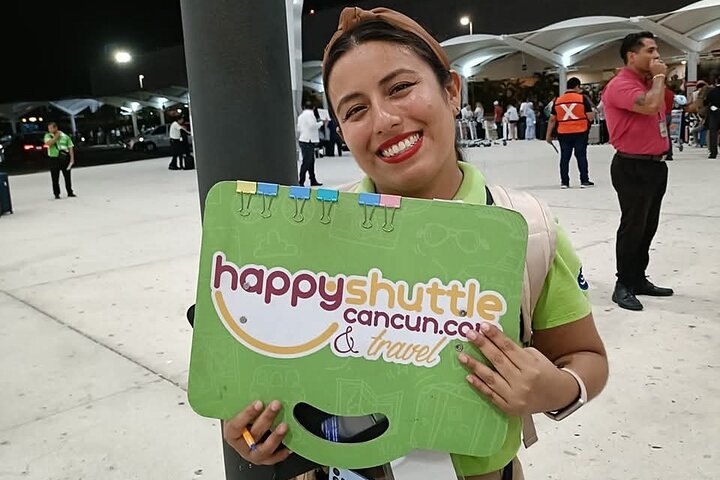 Transport Privé Aller-Retour de l'Aéroport de Cancún à la Zone Hôtelière | wizardtrip