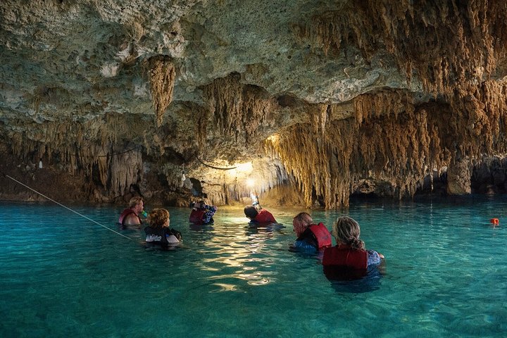 Heldagstur, der kombinerer Tulum-ruiner, snorkling ved revet, svømning i cenote og mayaceremoni fra Cancun, foto 21 | wizardtrip