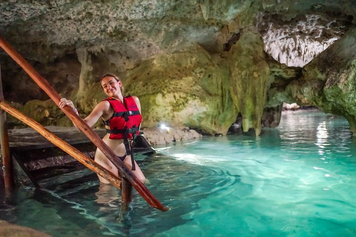 Heldagstur, der kombinerer Tulum-ruiner, snorkling ved revet, svømning i cenote og mayaceremoni fra Cancun, foto 33 | wizardtrip