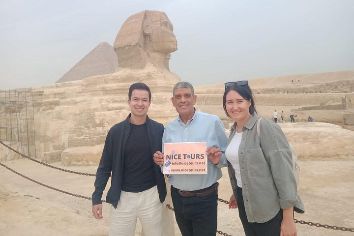 Excursion privée d'une journée de Charm au Caire en avion, avec pyramides, Sphinx, musée et bazar, photo 8 | wizardtrip