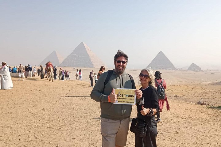 Excursion privée d'une journée de Charm au Caire en avion, avec pyramides, Sphinx, musée et bazar, photo 9 | wizardtrip
