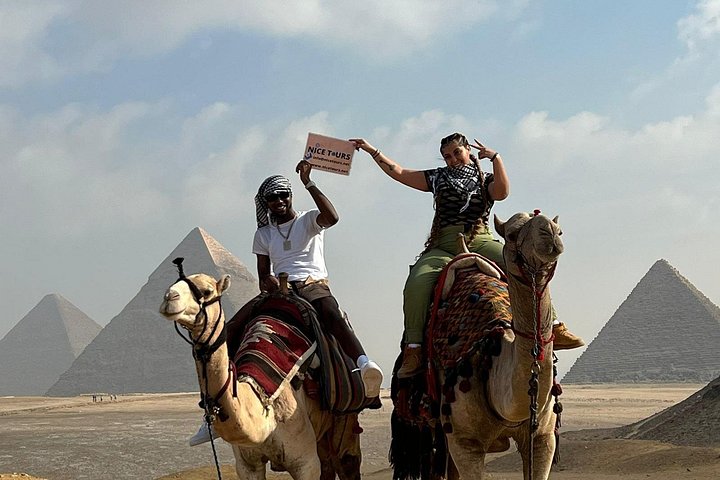 Excursion privée d'une journée de Charm au Caire en avion, avec pyramides, Sphinx, musée et bazar, photo 10 | wizardtrip
