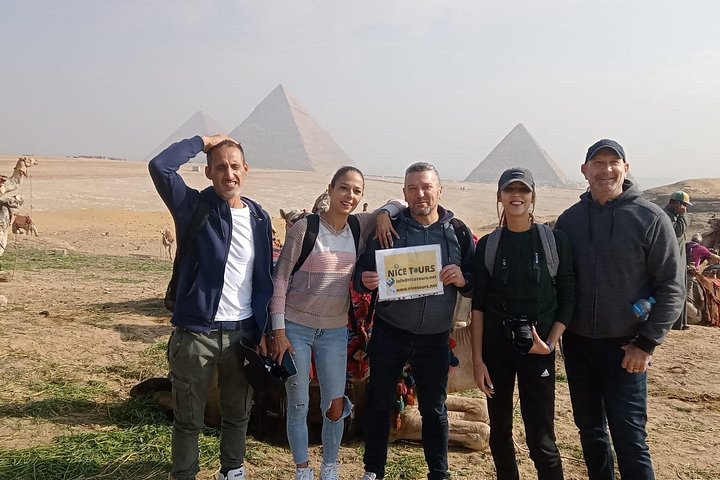 Excursion privée d'une journée de Charm au Caire en avion, avec pyramides, Sphinx, musée et bazar, photo 11 | wizardtrip