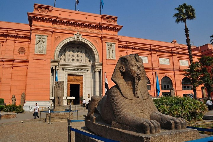 Excursion privée d'une journée de Charm au Caire en avion, avec pyramides, Sphinx, musée et bazar, photo 21 | wizardtrip