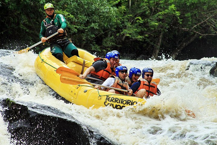Experimenta un emocionante rafting en el Río Jacaré Pepira en Brotas, Brasil, foto 11 | wizardtrip