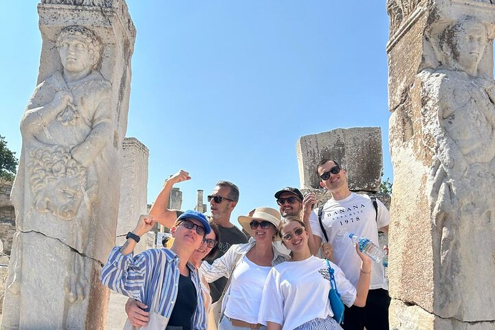 Tour privato dell'antica Efeso, Casa della Vergine Maria, Basilica di San Giovanni e Tempio di Artemide a Kusadasi, Turchia, foto 20 | wizardtrip
