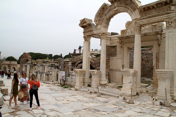Private tour of ancient Ephesus and the Temple of Artemis from Kusadasi, Turkey, photo 10 | wizardtrip