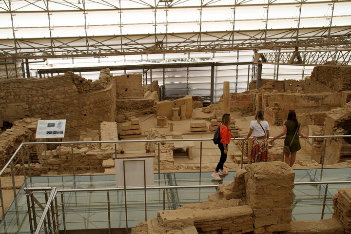 Private tour of ancient Ephesus and the Temple of Artemis from Kusadasi, Turkey, photo 17 | wizardtrip
