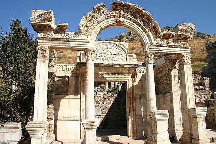 Private tour of ancient Ephesus and the Temple of Artemis from Kusadasi, Turkey, photo 27 | wizardtrip
