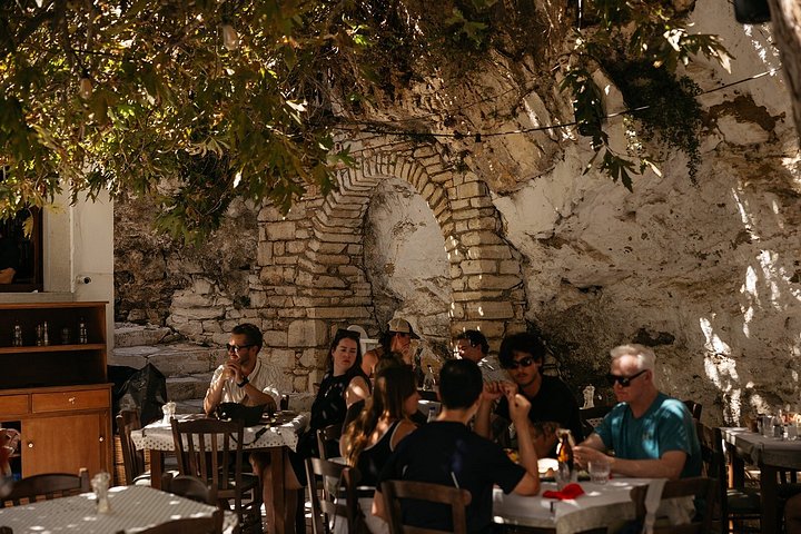Circuit en bus explorant l'île de Naxos, Grèce, avec des visites de sites antiques et de villages, photo 32 | wizardtrip