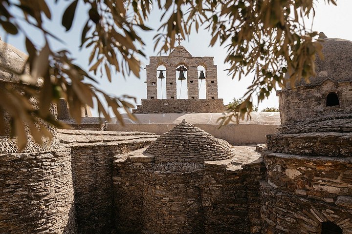 Explore a história e cultura de Naxos, visitando locais antigos, aldeias tradicionais e pedreiras de mármore, foto 20 | wizardtrip