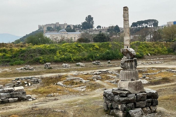 Explore ancient Ephesus, the House of the Virgin Mary, and the Temple of Artemis on a guided tour from Izmir, photo 6 | wizardtrip