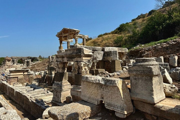 Utforska den antika staden Efesos och Artemistemplet på en guidad tur från Izmir, foto 9 | wizardtrip
