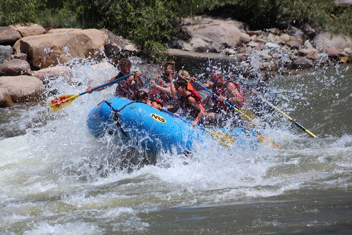 Aventure de rafting sur eaux vives sur la rivière Animas à Durango, Colorado, photo 8 | wizardtrip