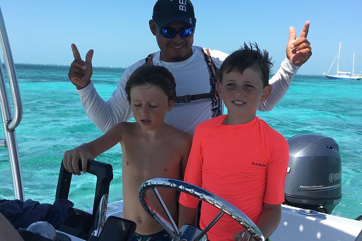 Aventure de snorkeling au Belize, exploration de la vie marine et des récifs coralliens autour de Caye Caulker, photo 14 | wizardtrip