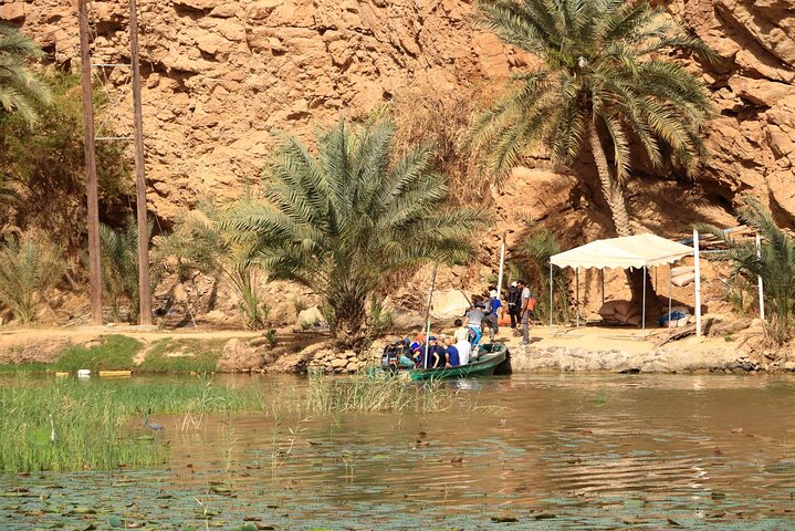 Heldagstur till Wadi Shab och Bimmah Sinkhole från Muscat, Oman, foto 9 | wizardtrip
