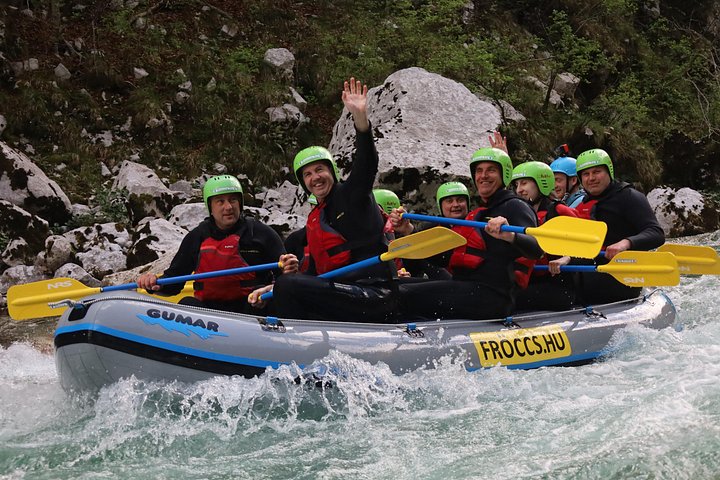 Forsränningsäventyr på Soča-floden i Bovec, Slovenien, med professionell fotografering, foto 30 | wizardtrip